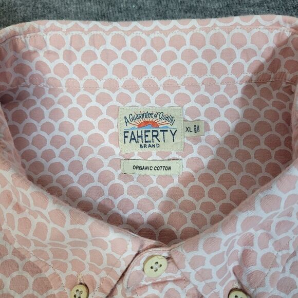 Faherty Playa Fish Scale Men's Short Sleeve Shirt Size XL Rose Geometric Patrern - Picture 4 of 11